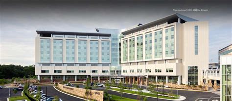 Women's Services at Inova Loudoun Hospital .